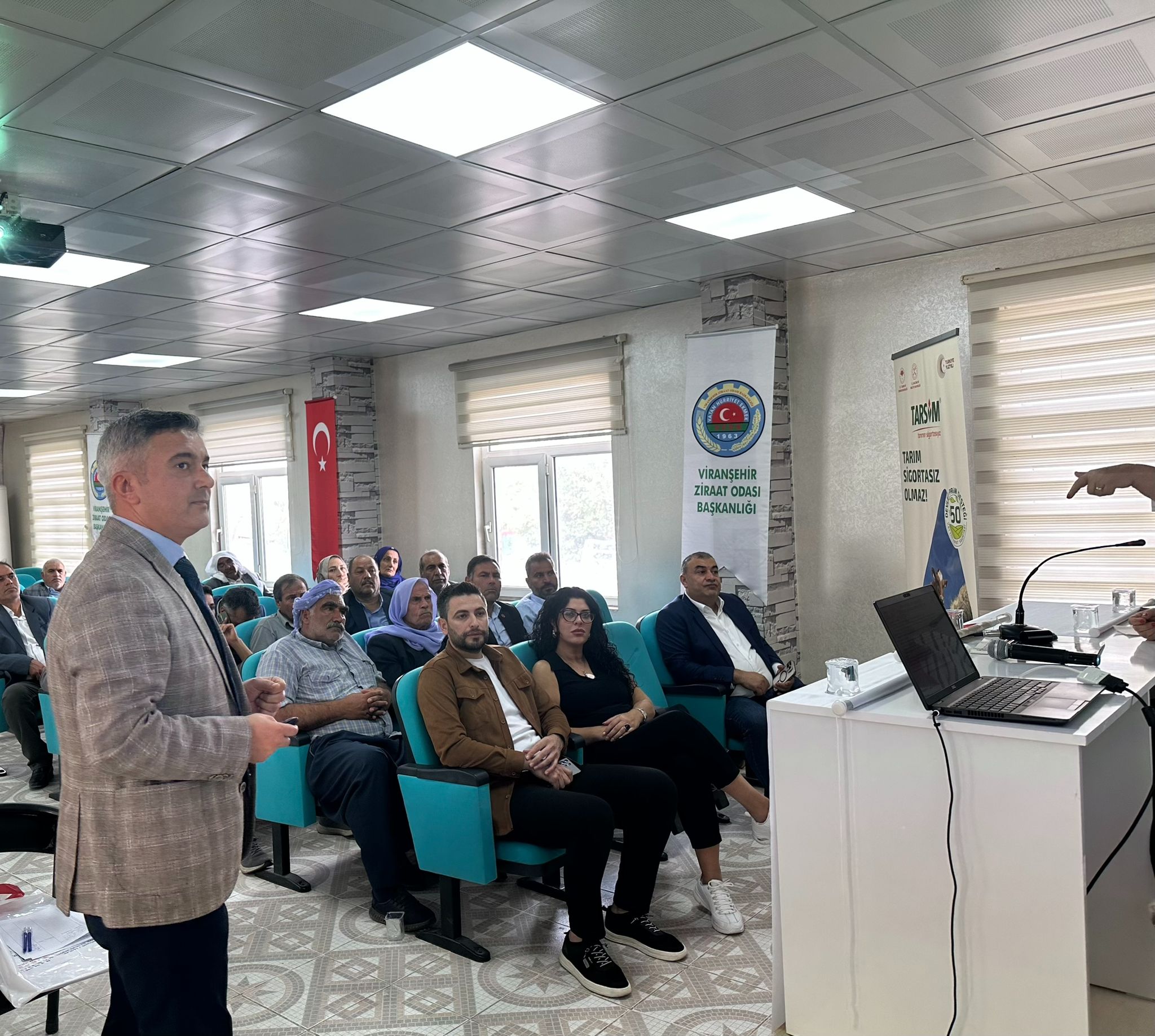 Viranşehir İlçesindeki Yetiştiricilerimize TARSİM Sigortaları Bilgilendirme Toplantısı